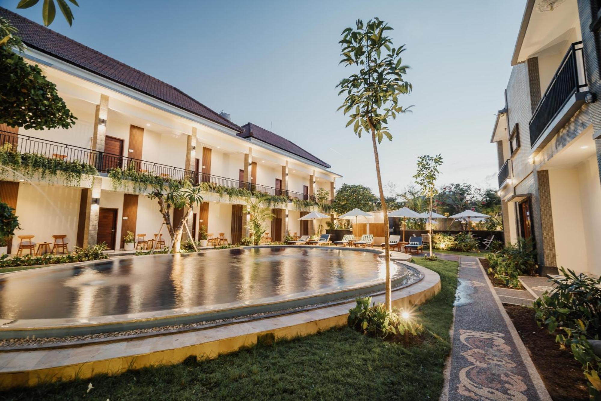 You Suite Seminyak 레기안 외부 사진