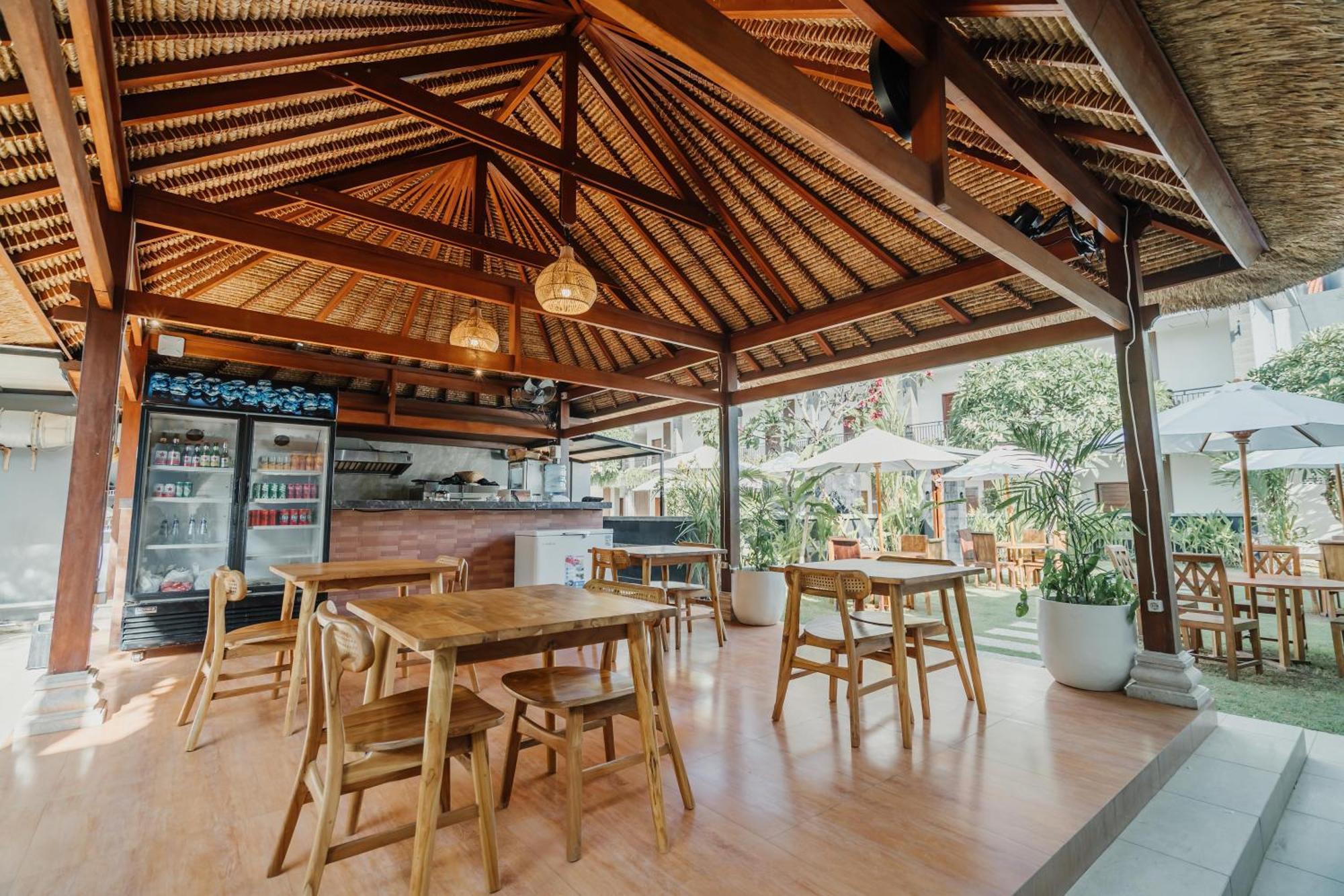 You Suite Seminyak 레기안 외부 사진